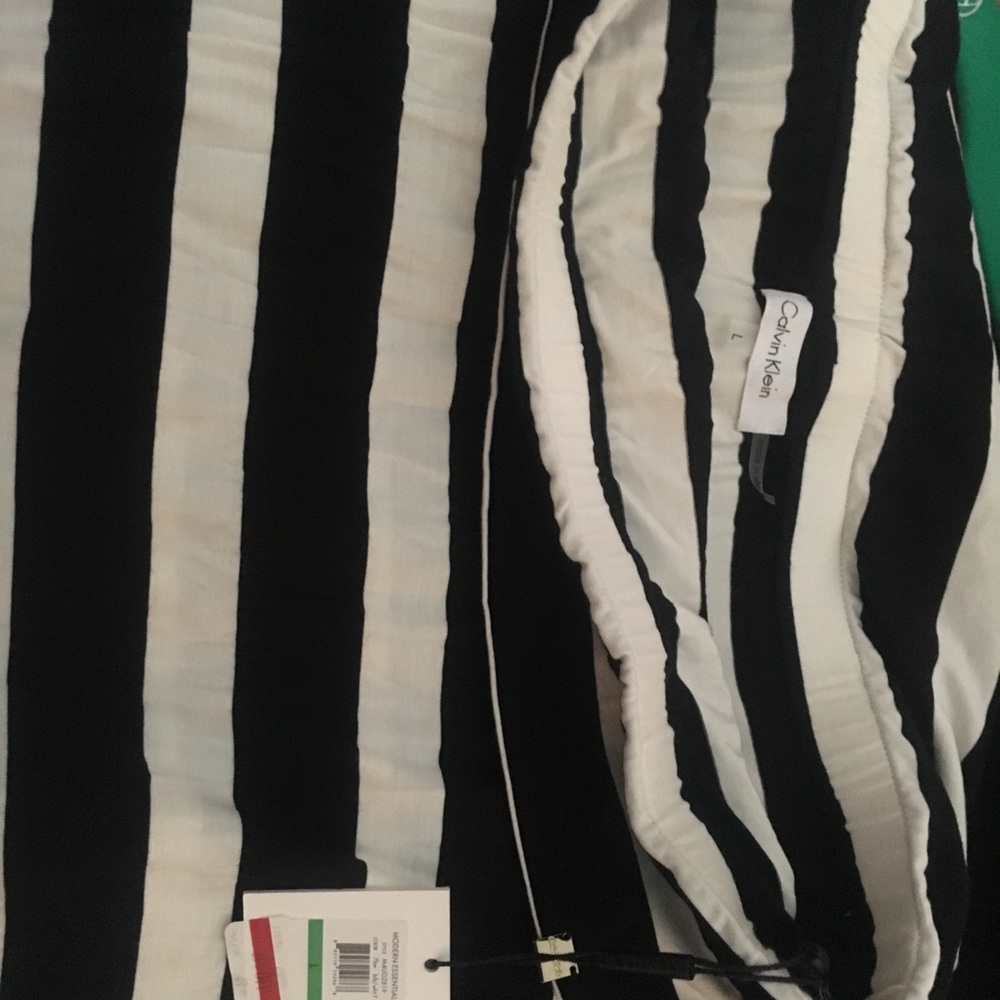 Ladies skirt